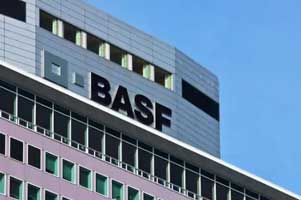 BASF to cut 2,600 jobs; expects savings of EUR500 mn/year