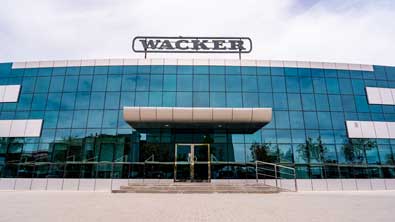 Wacker reduces stake in Siltronic