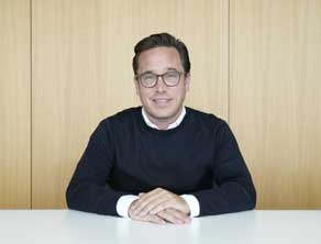 K2025: Reifenhäuser tackles skills shortage with industrial AI K2025: Reifenhäuser tackles skills shortage with industrial AI